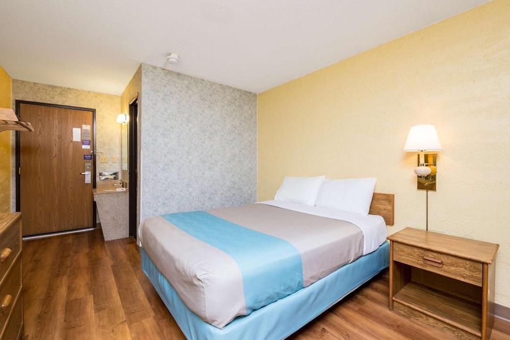 Motel 6-Cedar Rapids, Ia - Airport Exterior foto