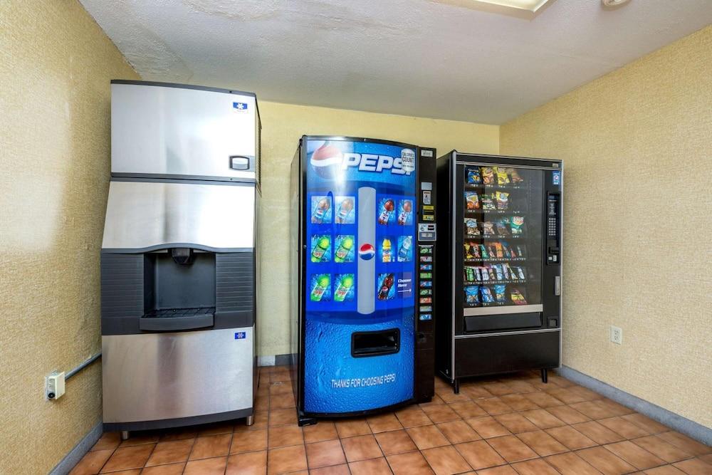 Motel 6-Cedar Rapids, Ia - Airport Exterior foto